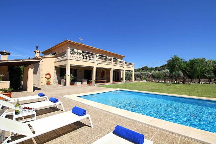 Villa pour 8 personnes, avec jardin - 1