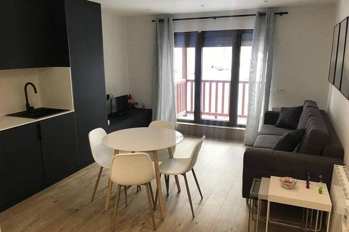 Apartamento de vacaciones para 3 personas, con vistas y terraza - 1