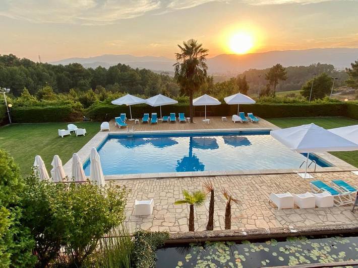 Hotel para 3 pessoas, com jardim e piscina e ainda vista, com animais de estimação em Vila Real (Cidade)