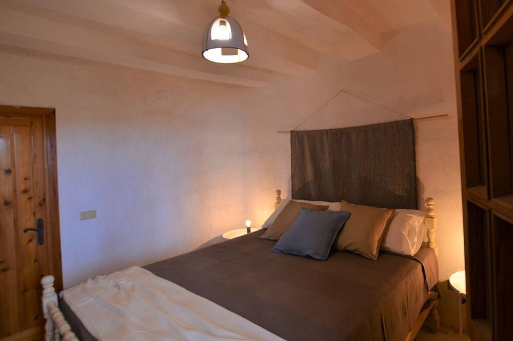 Romantic trullo with sea access and stunning views (house G) in Castro (Lecce), Lecce Province