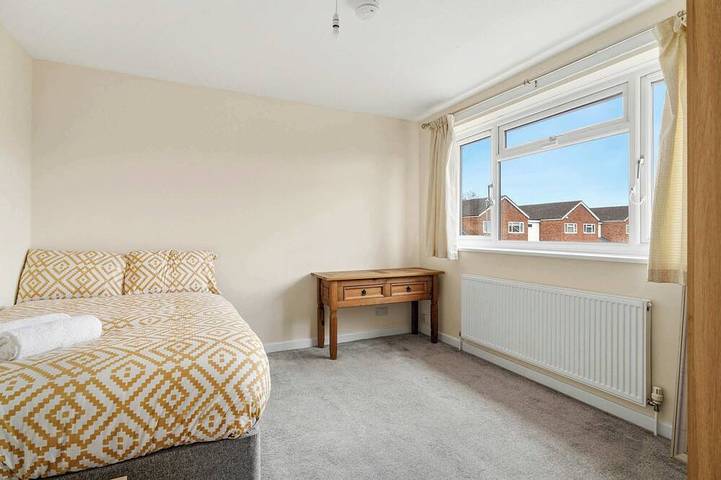 Cosy 3 bed house in Aylesbury in Aylesbury, Chiltern Hills