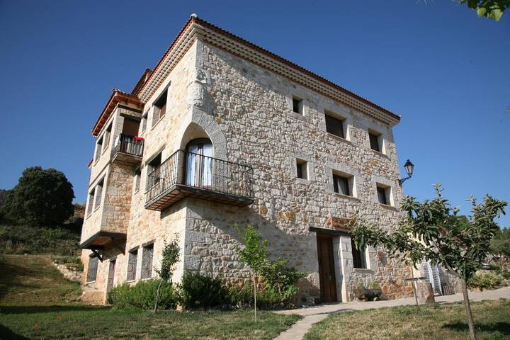 Casa rural para 4 personas, con Terraza y Jardín además de Piscina y Vistas en Provincia de Guadalajara - 2