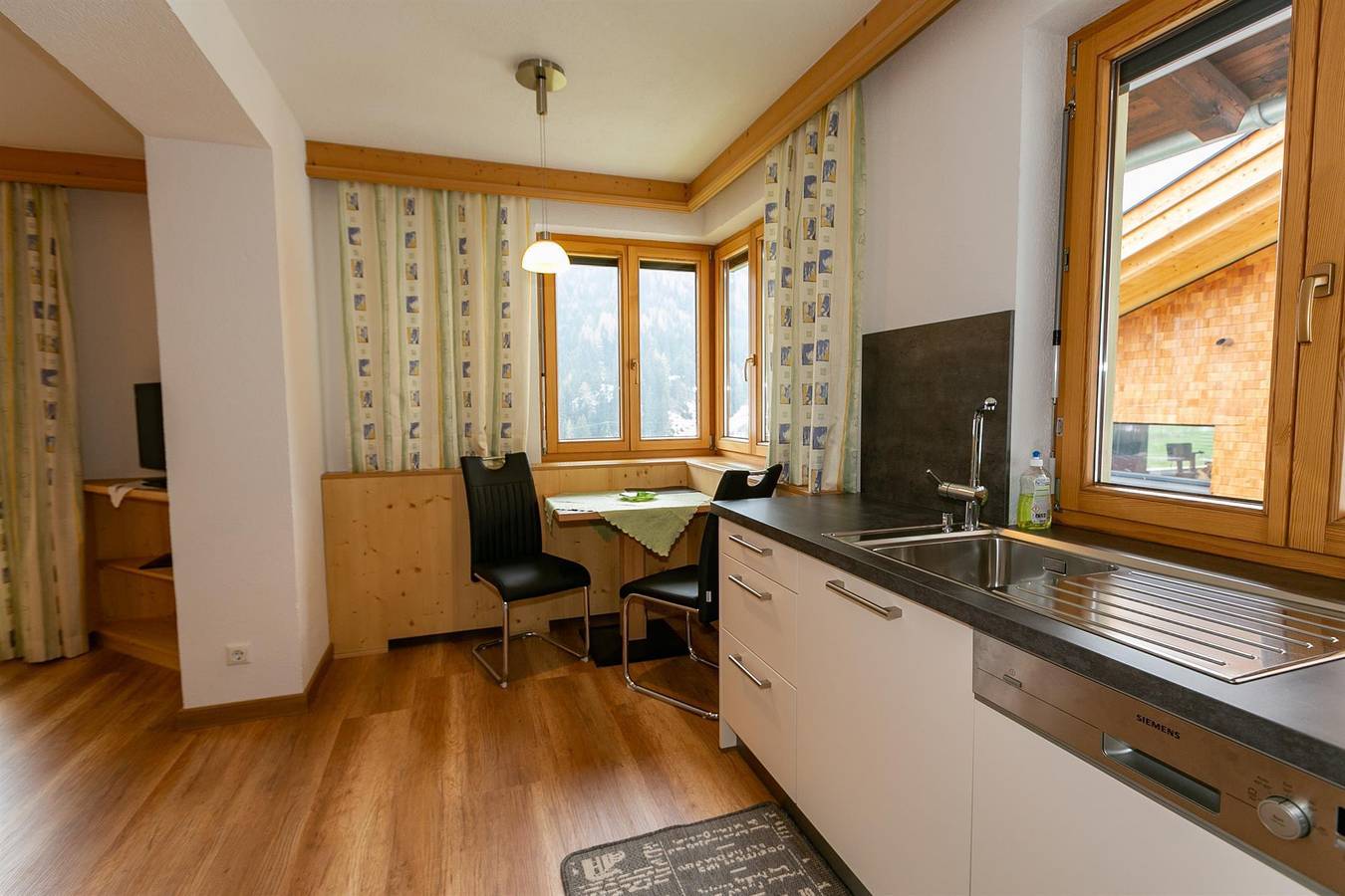 Appartement de vacances entier, App. 4-7 Pers.: 4 Schlafräume, Dusche, Wc in Alpes de Lechtal, Sankt Anton am Arlberg
