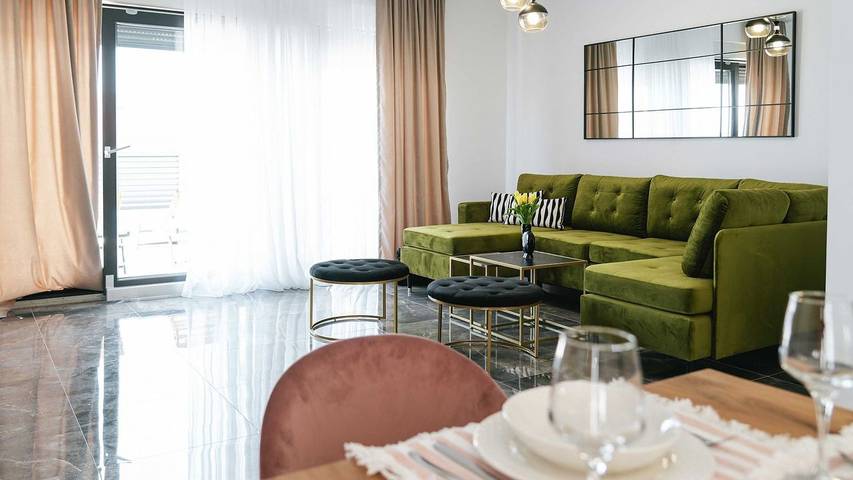 Ferienhaus für 8 Personen, mit Terrasse in Rogoznica