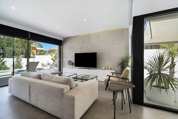 Villa voor 8 Personen in Playa La Barrosa, Chiclana de la Frontera, Afbeelding 4