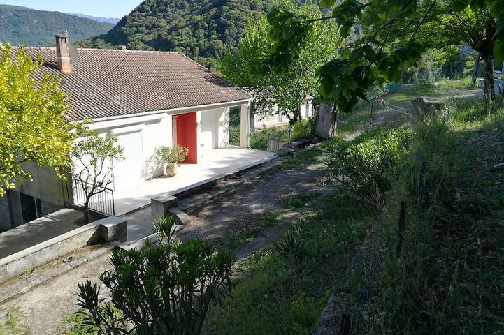 Appartement de vacances pour 4 personnes, avec jardin et terrasse