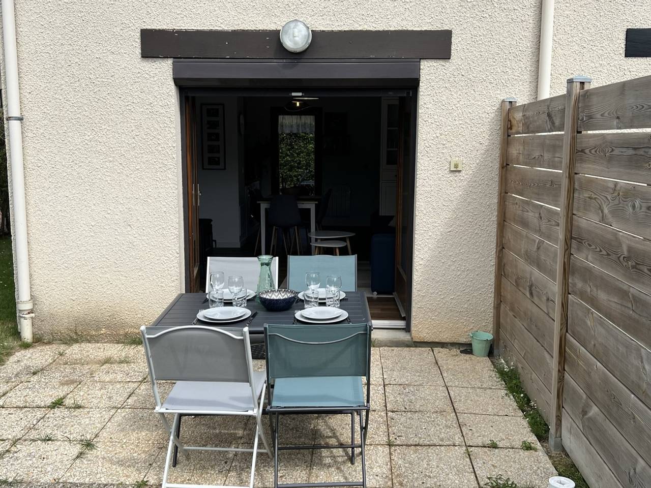 Appartement entier, **Cottage 6 pers à Cabourg - Proche plage et thalasso, jardin, parking, Wi-Fi gratuit** in Cabourg, Région de Caen