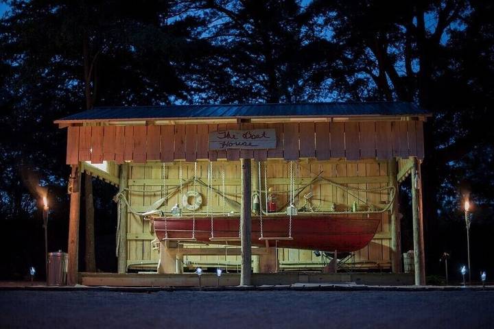 Cabin for 4 people, with terrace in Indiana
