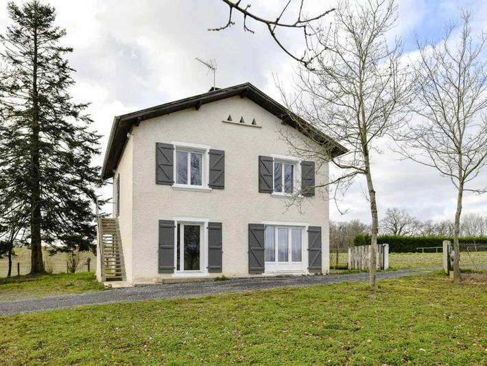 Location de vacances pour 8 personnes, avec terrasse à Mugron