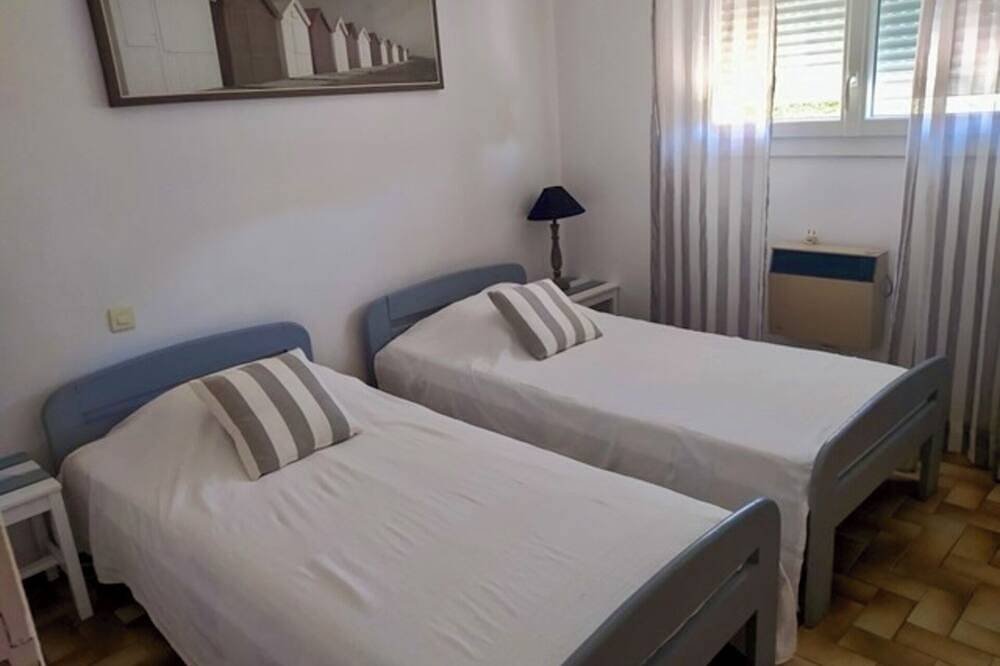 Schönes Ferienhaus in Hourtin-Plage, Wifi,Terrasse in Hourtin Plage, Hourtin