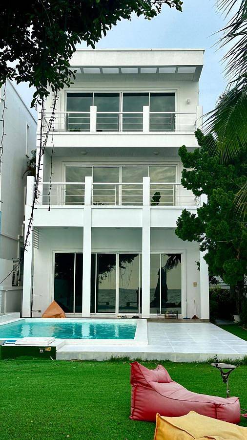 Aparthotel para 8 personas, con piscina además de vistas y terraza, Se admiten mascotas - 1