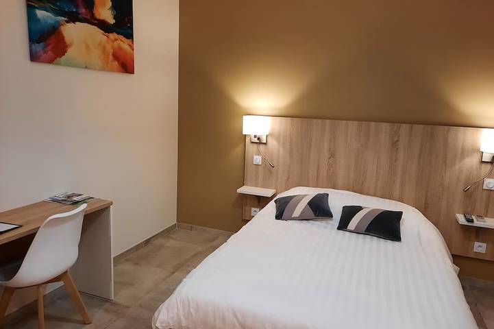 Gîte pour 2 personnes, animaux acceptés à Les Tourrettes