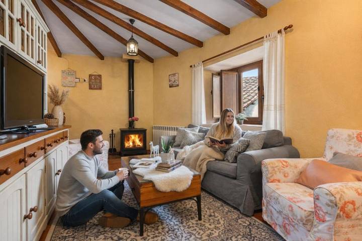 Casa rural para 5 personas, con terraza, Se admiten mascotas en Parque Natural de Las Ubiñas-La Mesa - 3