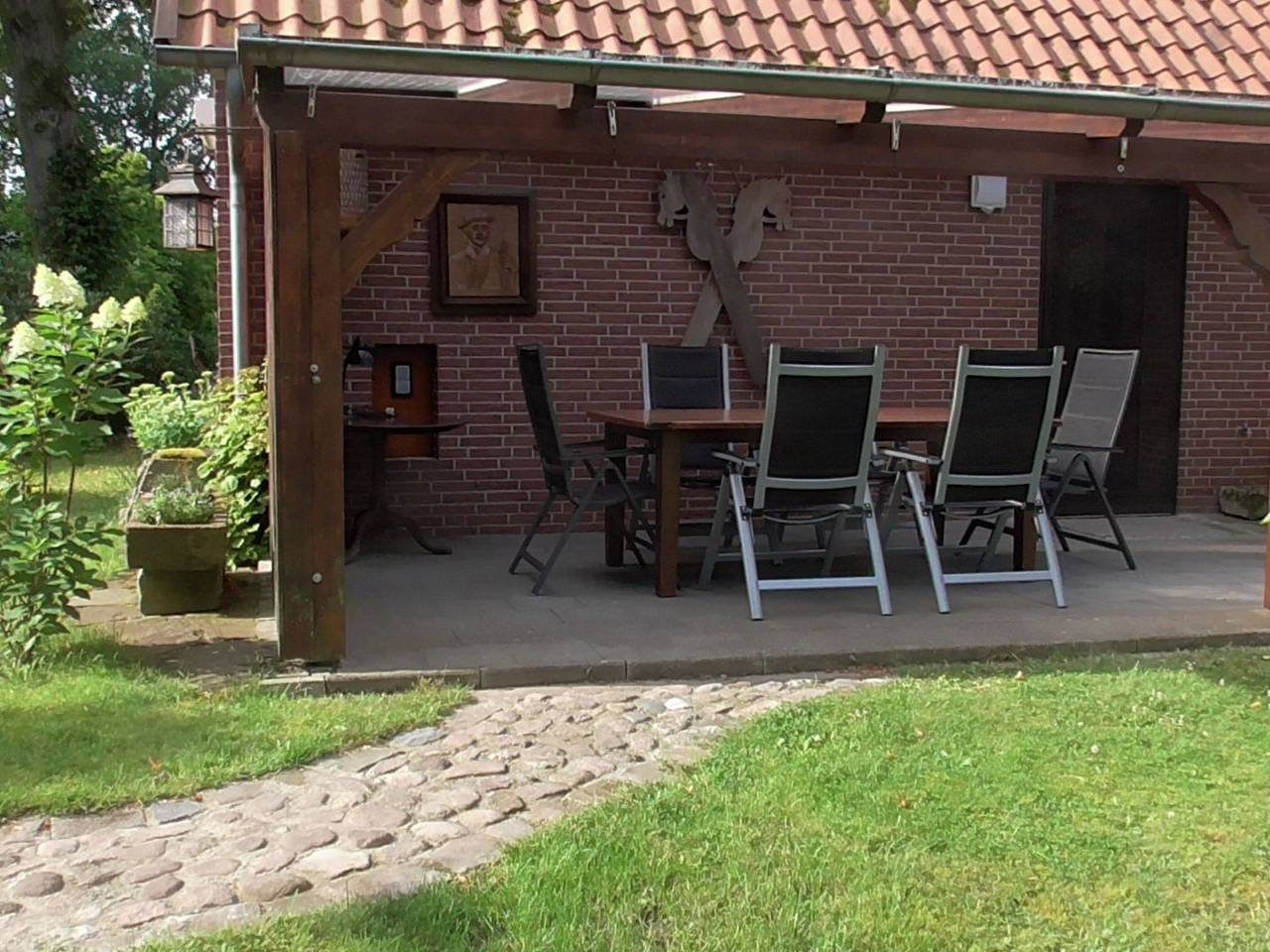 Mit überdachter Terrasse und Carport in Walsrode, Aller-Leine-Tal