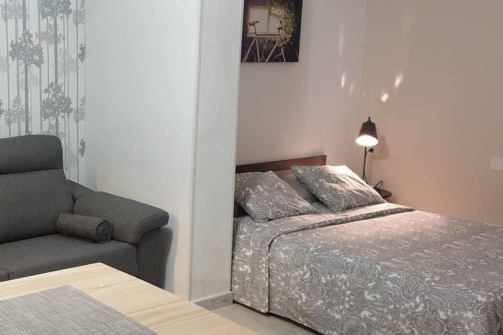 Appartement entier, Studio central neuf à 200 m. de la plage in Playa Jardin, Puerto de la Cruz