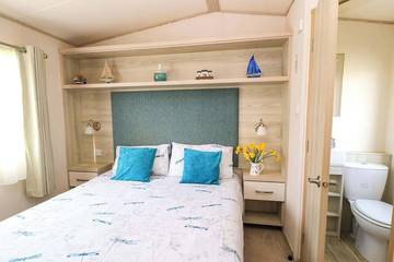 Glamping for 5 People in Durdle Door, Purbeck Heritage Coast, Photo 1