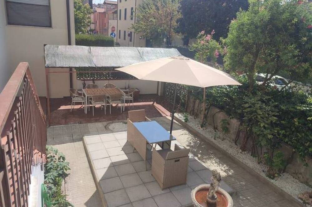 Ganze Wohnung, Villa Samy Montecatini Terme in Montecatini-Terme, Pistoia Provinz