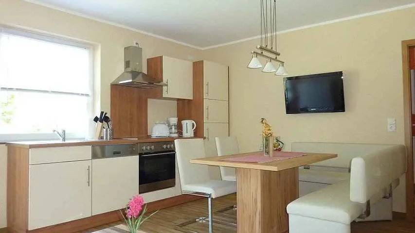 Ferienwohnung für 6 Personen, mit Garten in Lietzow