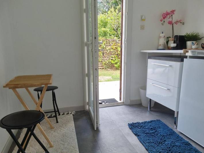 Location de vacances pour 2 personnes, avec terrasse, animaux acceptés à Carbon-Blanc - 4