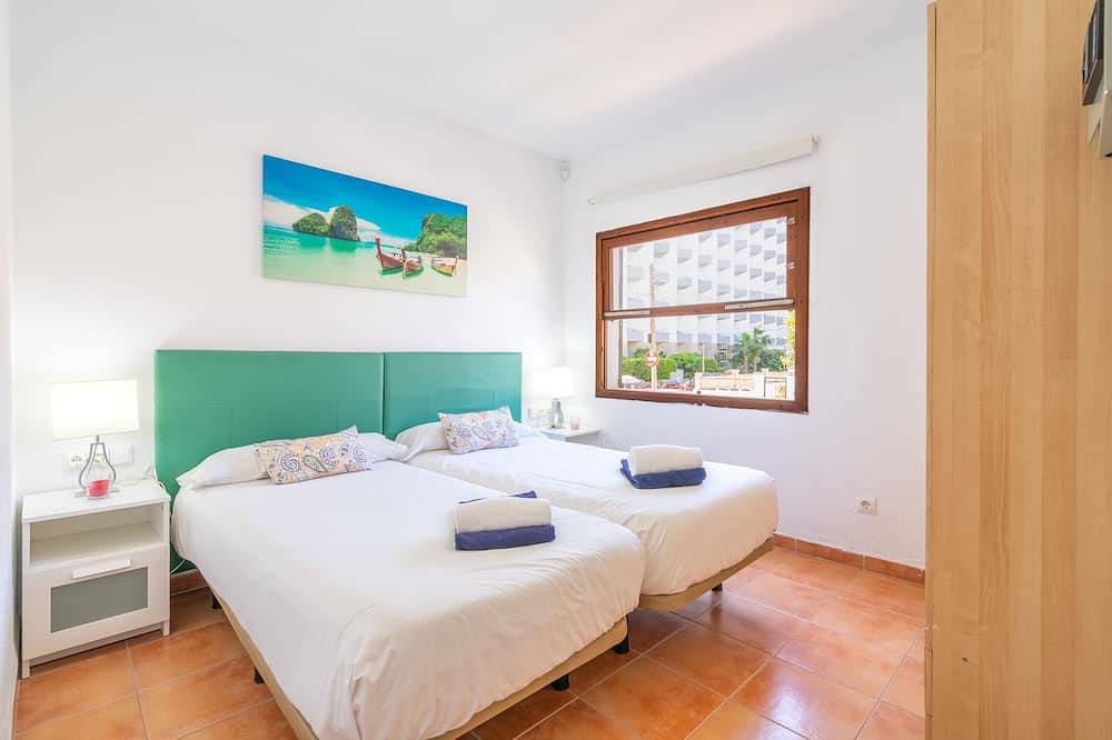 Llinya 7 - with private swimming pool in Can Pastilla, Palma