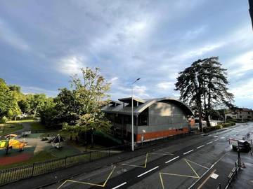 Gîte pour 2 personnes, avec vue et balcon à Ferney-Voltaire