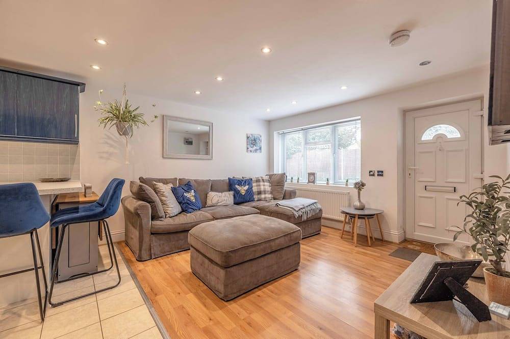 Windsor Town Centre Sleeps 6 in Windsor, Berkshire