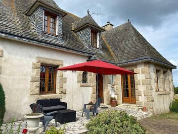 Gîte pour 7 personnes, avec jardin à Lantic