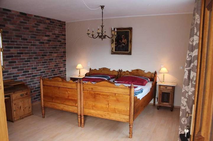 Ferienwohnung für 2 Personen, mit Terrasse und Garten in Flonheim