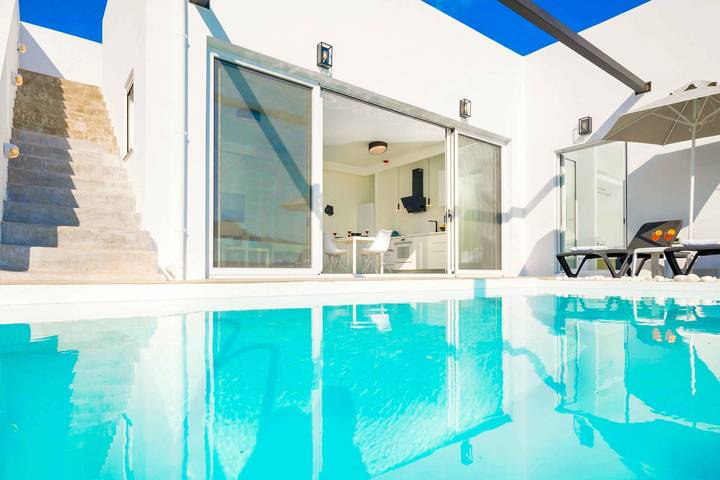 Location de vacances pour 4 personnes, avec piscine et terrasse dans Agia Pelagia - 3