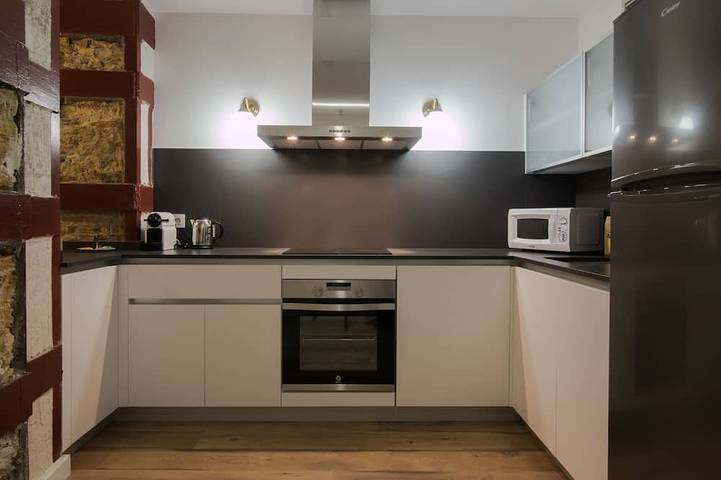 Ganze Wohnung, Primero D - 1D - Apartamentos Almada - Plaza del Pilar in Saragossa, Saragossa Provinz