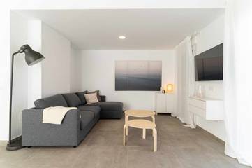 Holiday Apartment for 5 People in La Cala de Mijas Centre, Mijas, Photo 3