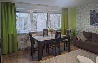 Ferienwohnung für 6 Personen, mit Ausblick und Terrasse in Mainz