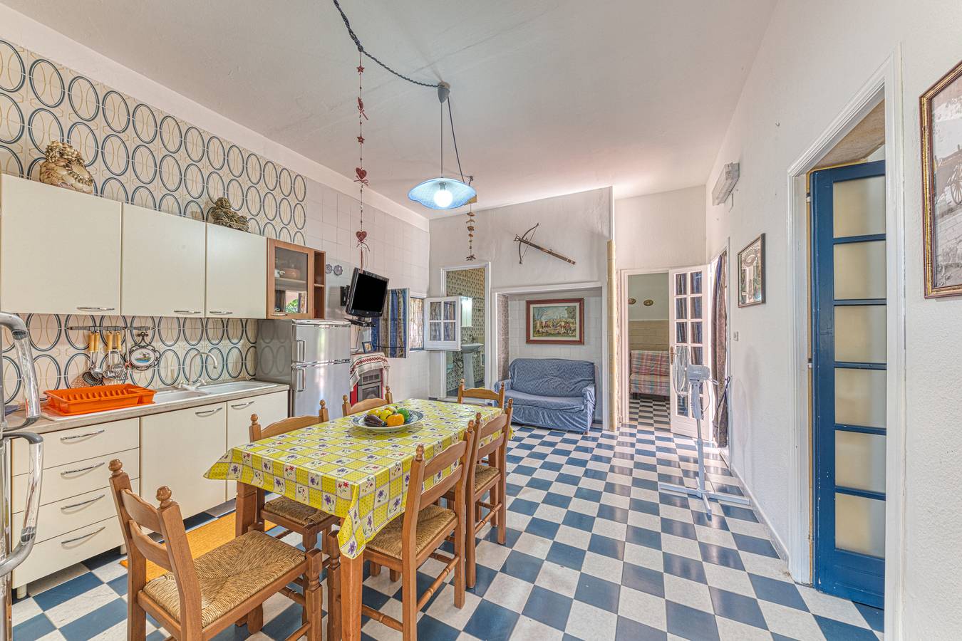 Holiday Home "Villa Tulipano" with Sea View, Garden & Wi-Fi in Torre Pali, Salve