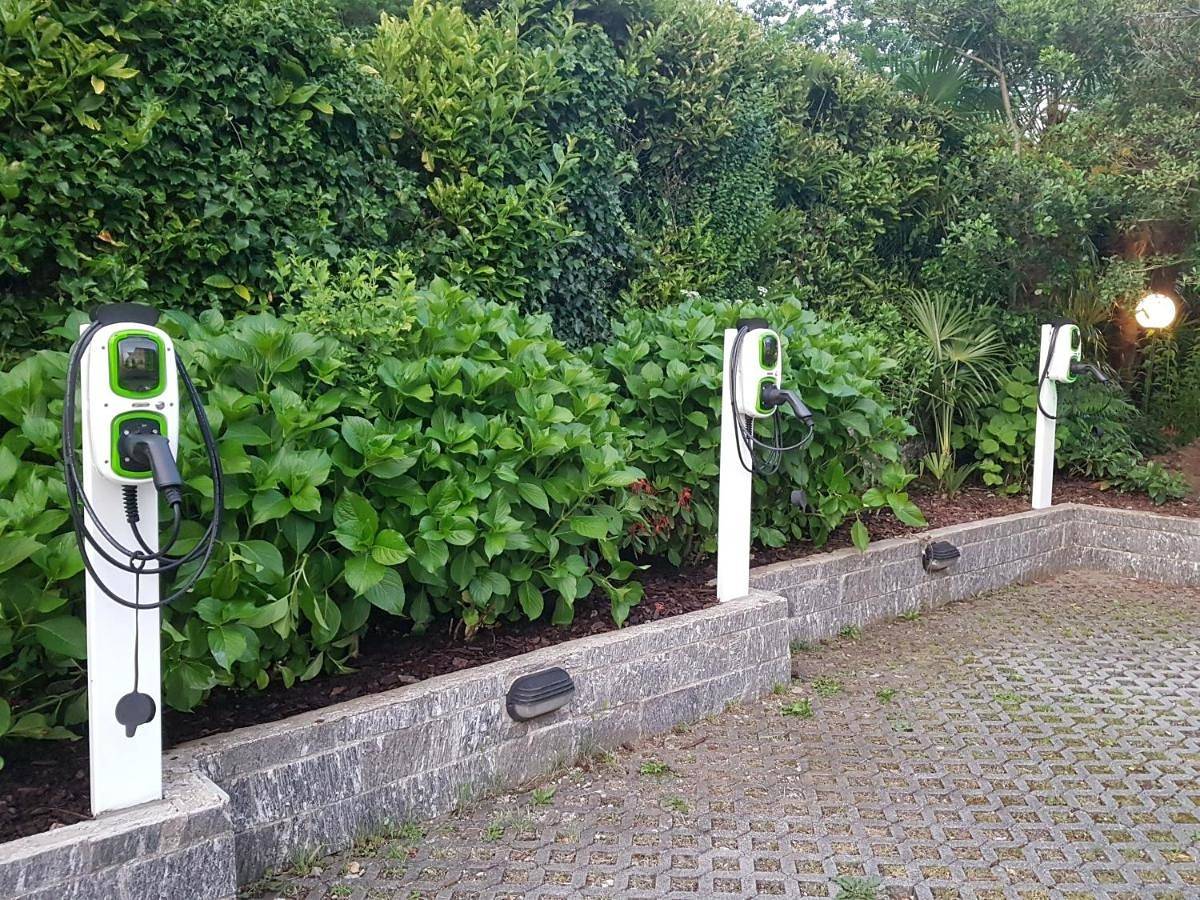 Albergo Paradiso in Maccagno, Maccagno con Pino e Veddasca