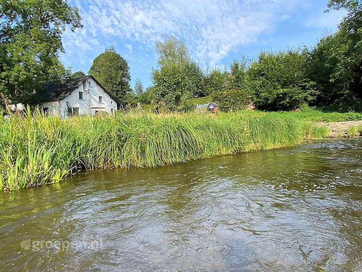 Maison de vacances pour 24 personnes, avec Balcon/Terrasse et Jacuzzi ainsi que Terrasse et Sauna à Herbeumont