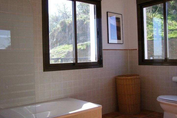 A Luxury 3 Bedroom Villa near to Comares, with wonderful views all around in Comares, Cordillera Penibética