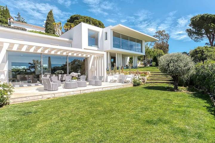 Cottage pour 10 personnes, avec balcon et jardin dans Croix Des Gardes