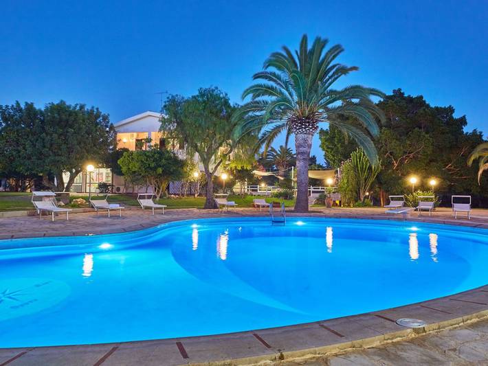Maison de vacances pour 15 personnes, avec piscine et jardin - 1