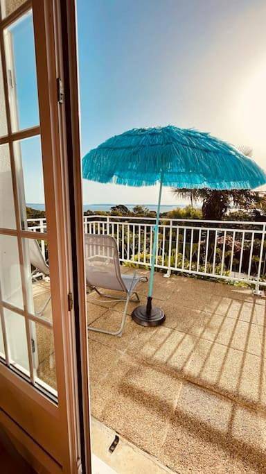 Location de vacances pour 8 personnes, avec jardin ainsi que terrasse et vue à Roscanvel - 2