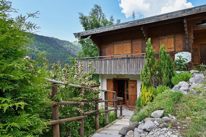 Appartement entier, Appartement de 4 personnes au rez-de-jardin à 50 m des pistes à La Clusaz in La Clusaz, Région d'Annecy