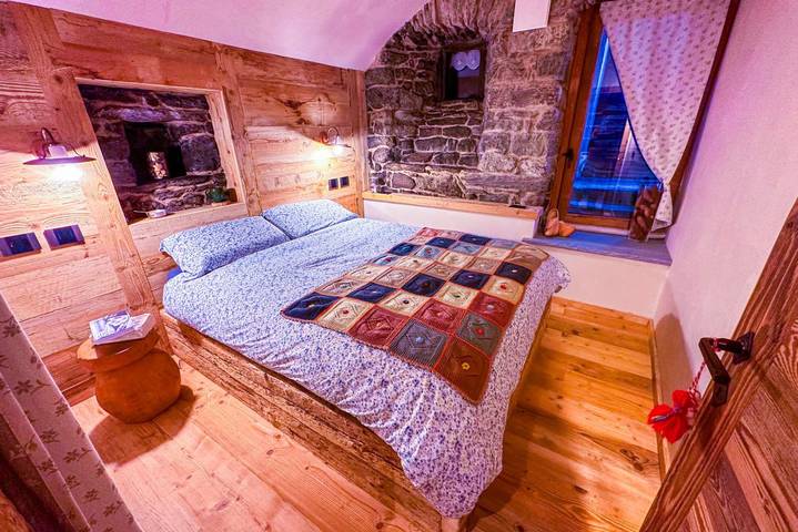 Gîte pour 6 personnes, avec Jardin à Ayas - 4