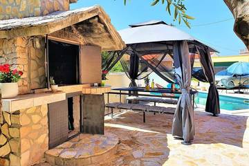 Villa für 13 Personen in Rogoznica, Šibenik-Knin, Bild 3