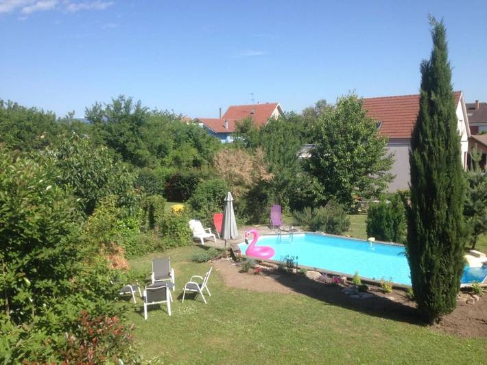 Gästehaus für 4 Personen, mit Terrasse und Garten sowie Pool