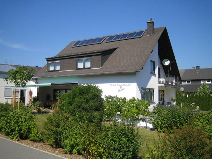 Ferienwohnung für 5 Personen, mit Terrasse und Garten in Trittenheim