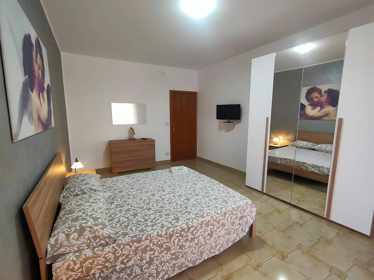 Ganze Wohnung, Ferienwohnung 'A Matrice' mit Balkon, Wi-Fi und Klimaanlage in Barrafranca, Enna Provinz