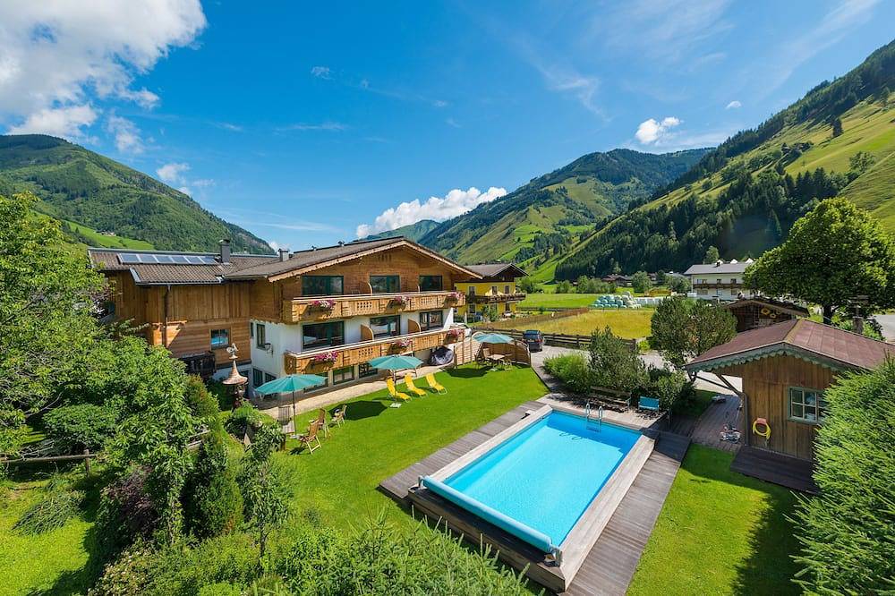 Ganze Wohnung, Gästehaus Luggau: Wohnung - Lercheck, Typ-4 in Rauris, Ski Amadé