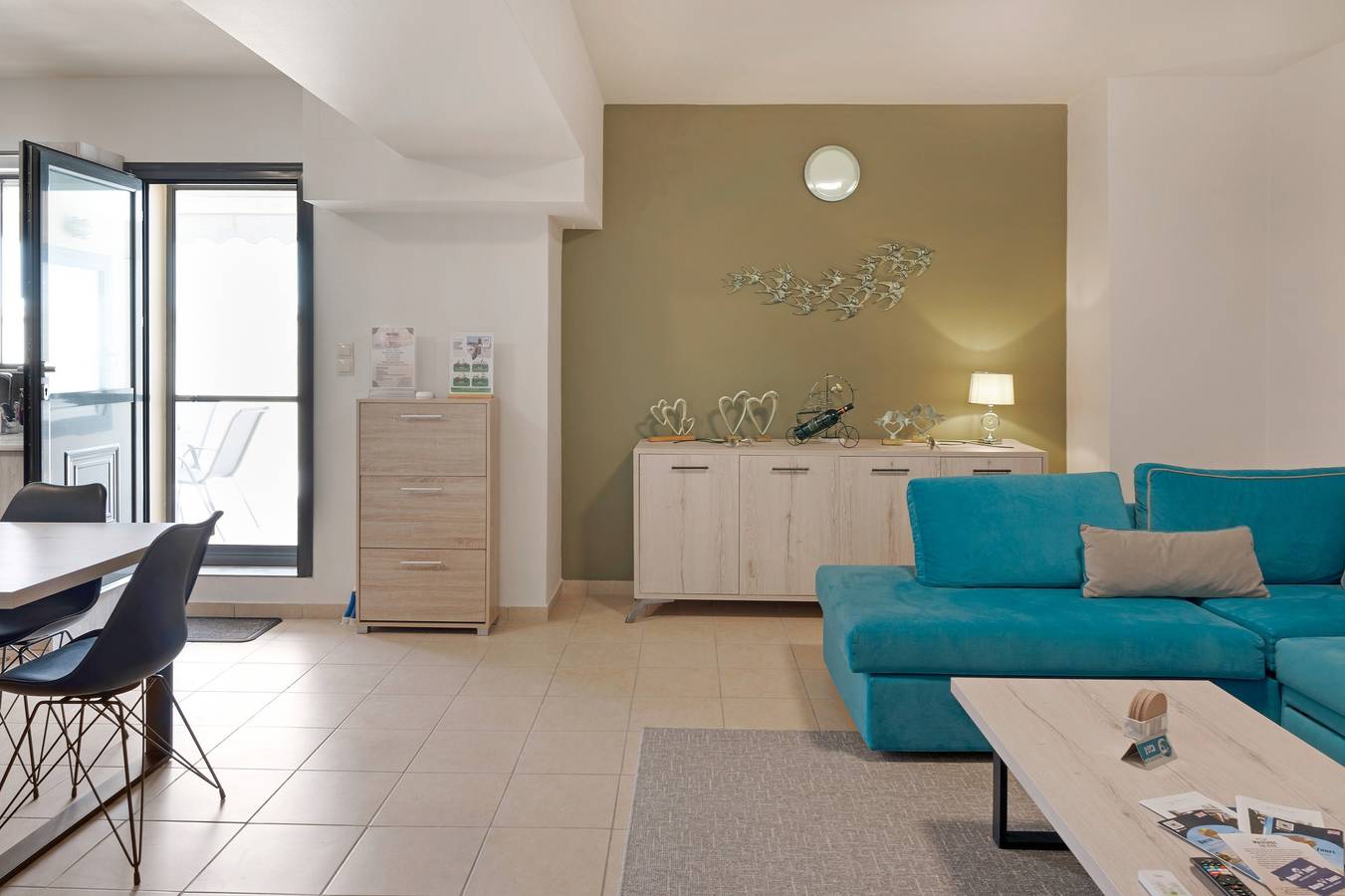 Geheel appartement, Appartement "Ms" met privé terras & Wi-Fi in Kos Stad, Kos