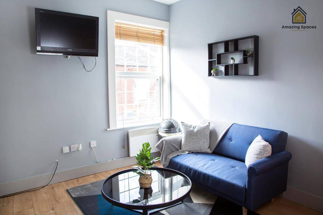 Entire apartment, Two-Bedroom Apartment in Warrington, Cheshire