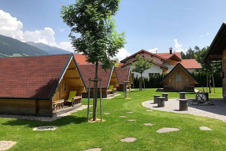 Radlerstation Sandhof - \"Schlafnester\" in Gailtaler Alpen, Berg im Drautal