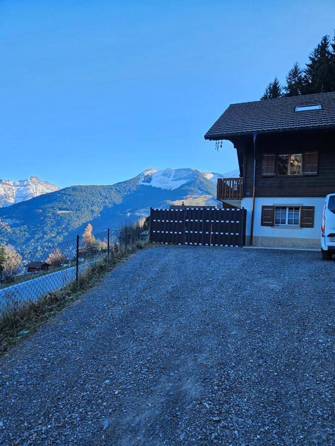 Gîte pour 6 personnes, avec jardin et vue, animaux acceptés à Troistorrents - 2